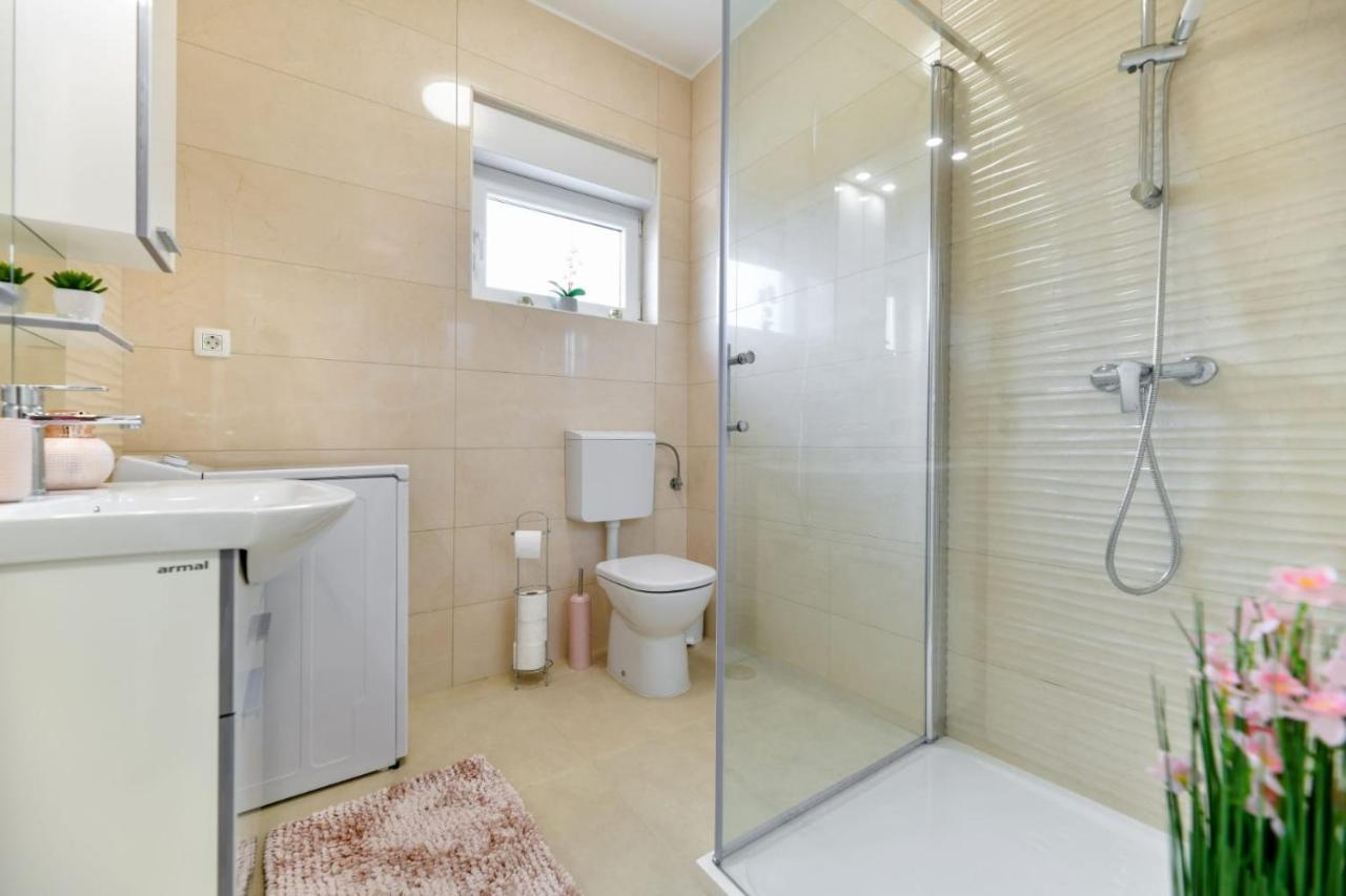 Family Apartment Amare Zadar Extérieur photo