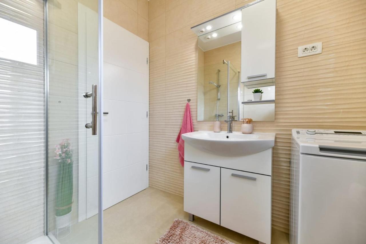 Family Apartment Amare Zadar Extérieur photo